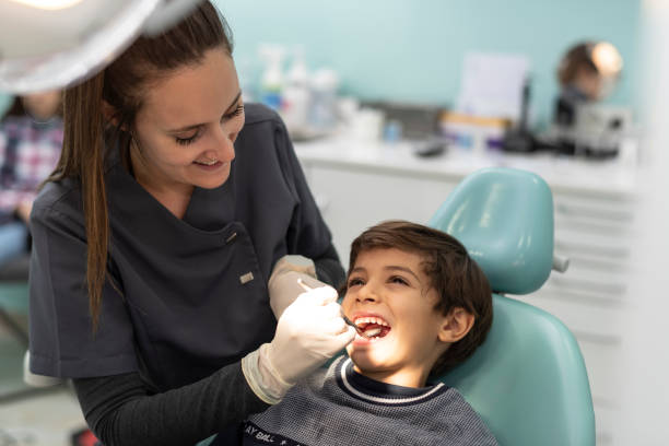 Best Cosmetic Emergency Dentistry in Hooks, TX