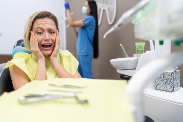 Best Emergency Denture Repair in Hooks, TX